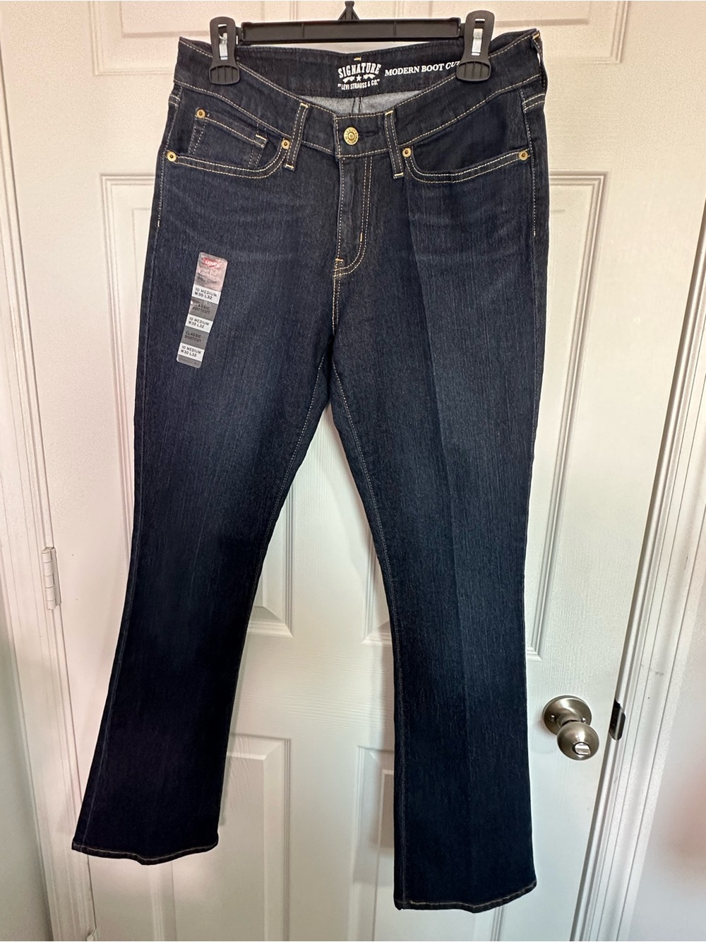 Signature by Levi Strauss Dark Blue Boot Cut Jeans